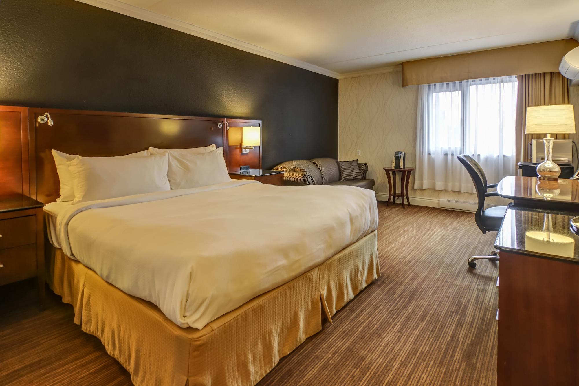 La Sagueneenne - Hotel Et Centre De Congres Chicoutimi 외부 사진