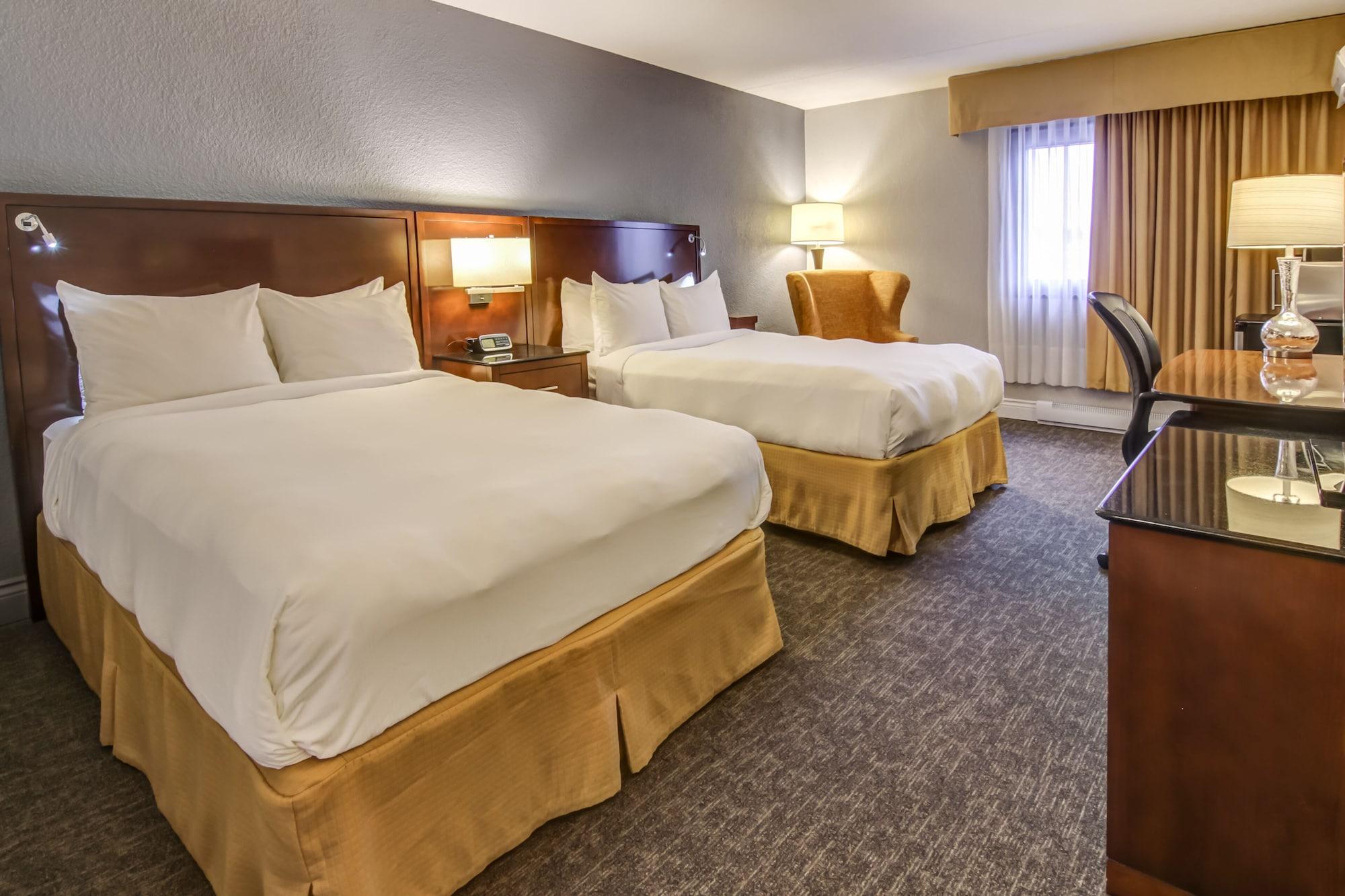 La Sagueneenne - Hotel Et Centre De Congres Chicoutimi 외부 사진