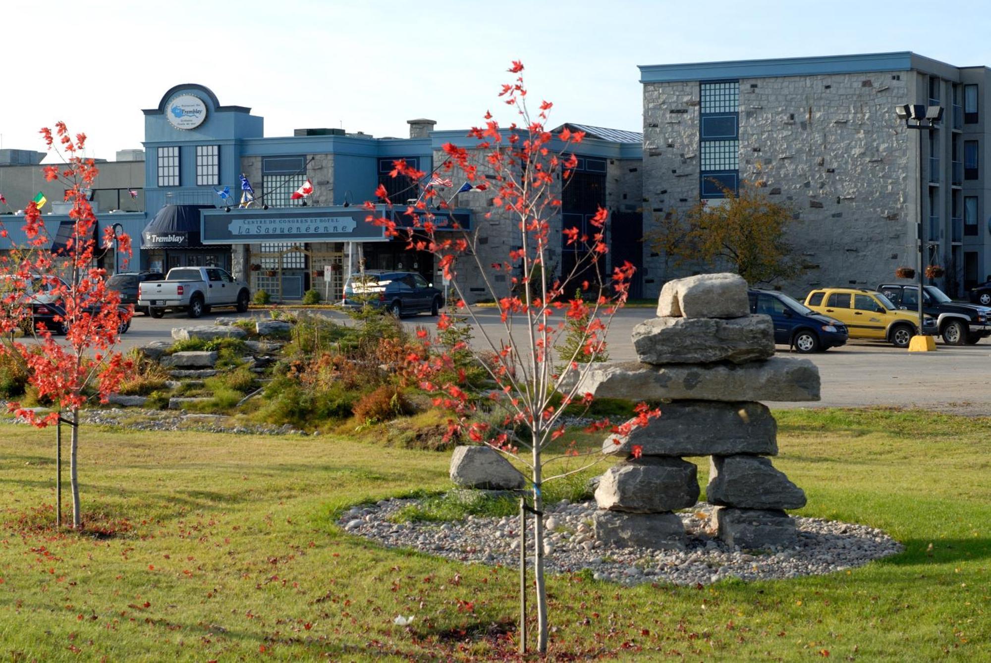 La Sagueneenne - Hotel Et Centre De Congres Chicoutimi 외부 사진